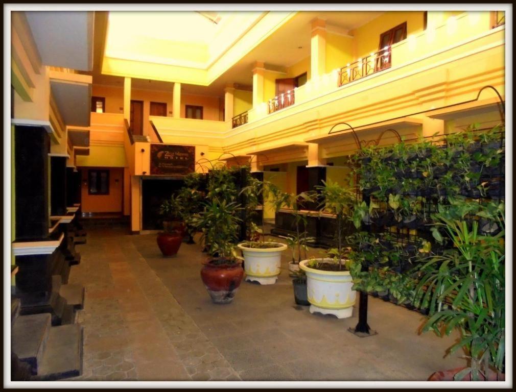 Hotel Zaitun Selaparang Lombok Extérieur photo