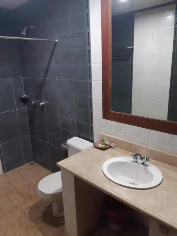 Hotel Zaitun Selaparang Lombok Extérieur photo