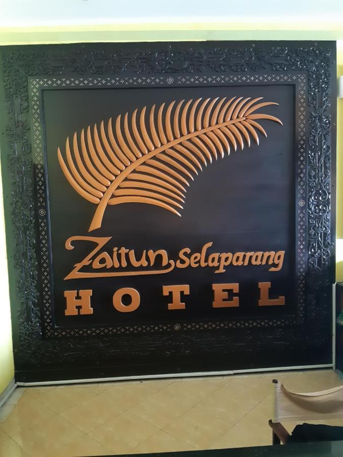 Hotel Zaitun Selaparang Lombok Extérieur photo